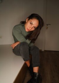 Индивидуалка Дарина +7(981)155-42-85 с 2 размером груди предлагает профессиональные секс и интим услуги возле метро Василеостровская в городе Санкте-Петербург - фото 2